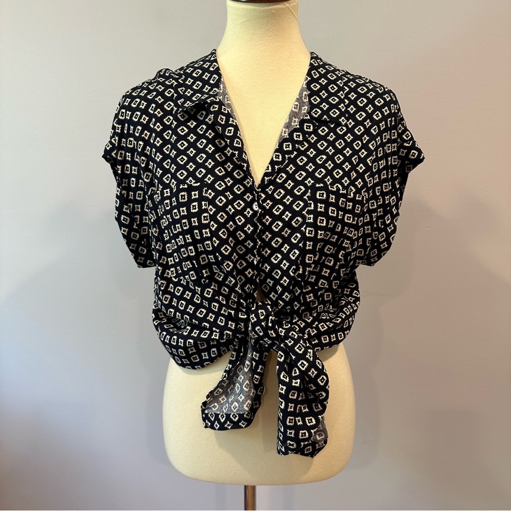 Jachs Girlfriend Navy Diamond Pattern Button Down Double Breast Pocket Shirt